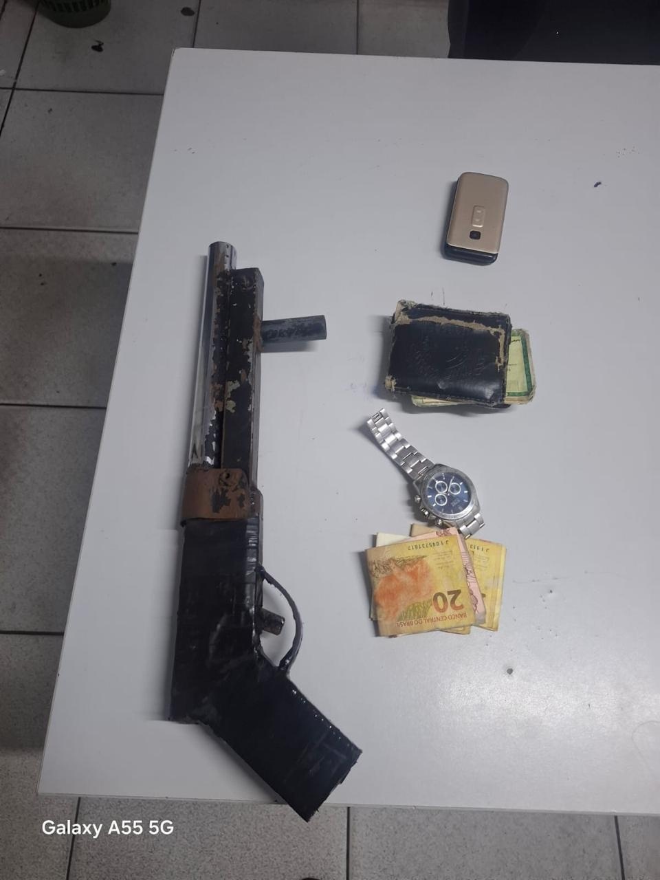 Após perseguição, polícia prende homem com arma ilegal em Teresina