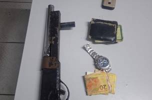 Após perseguição, polícia prende homem com arma ilegal em Teresina (Foto: Divulgação)