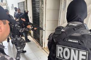 DRACO cumpre mandados contra facção que expulsava moradores de suas casas (Foto: Divulgação)