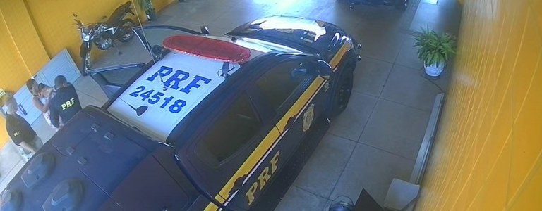 Em ato de Bravura, PRF salva bebê de um mês engasgado no Piauí