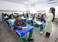 Governo concede reajuste salarial e promoções aos profissionais da educação