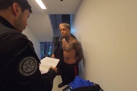 MC Poze do Rodo é preso por ligação com a facção Comando Vermelho no RJ