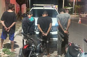 PM apreende motos adulteradas e conduz quatro suspeitos à delegacia (Foto: Divulgação)