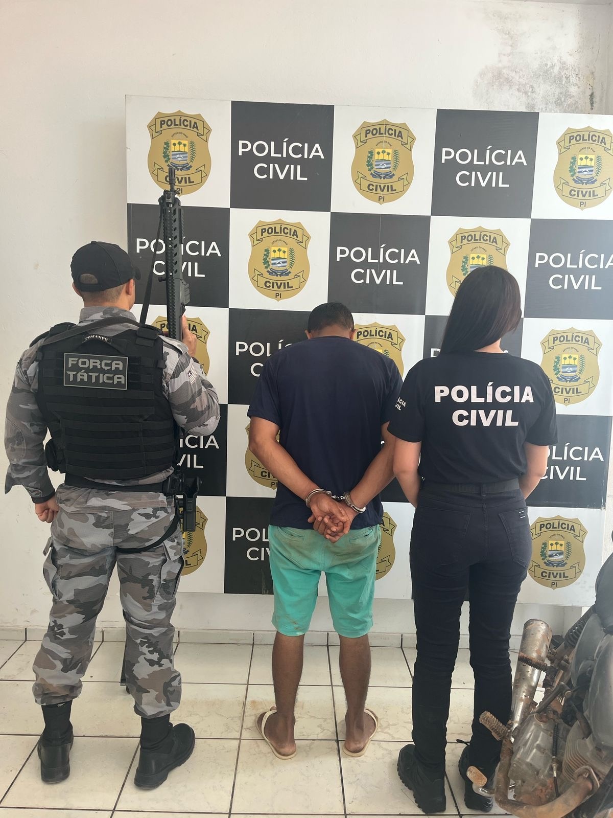 PM prende suspeito de homicídio ocorrido em Cristino Castro