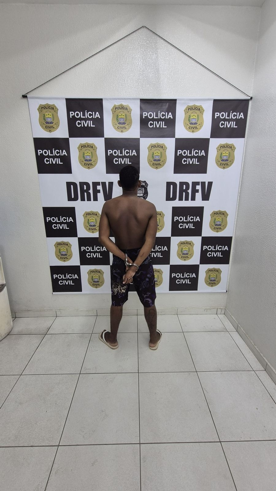 Polícia prende integrante de associação criminosa suspeita de furtos de veículos
