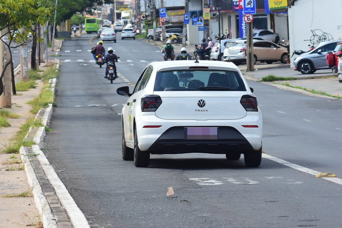 STRANS libera faixa de ônibus para motoristas de aplicativo em Teresina