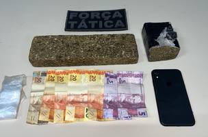 Dupla é presa após colidir com viatura da PM em Valença do Piauí (Foto: Divulgação)