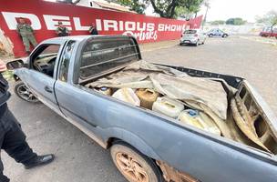 Homem é preso com mais de 50 galões de combustível desviados  no Piauí (Foto: Divulgação)