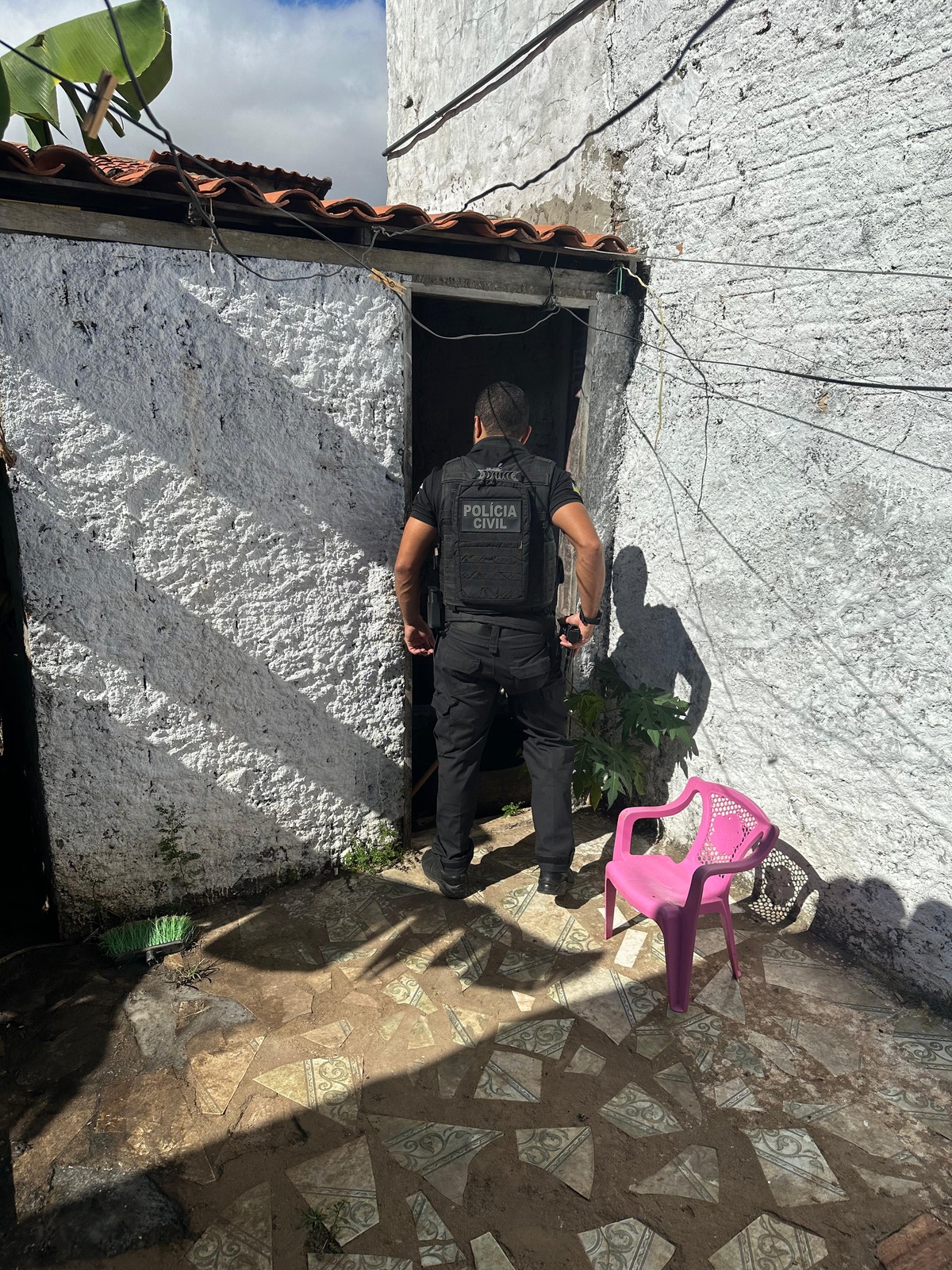 Polícia cumpre mandado contra suspeito de intolerância religiosa em Pedro II