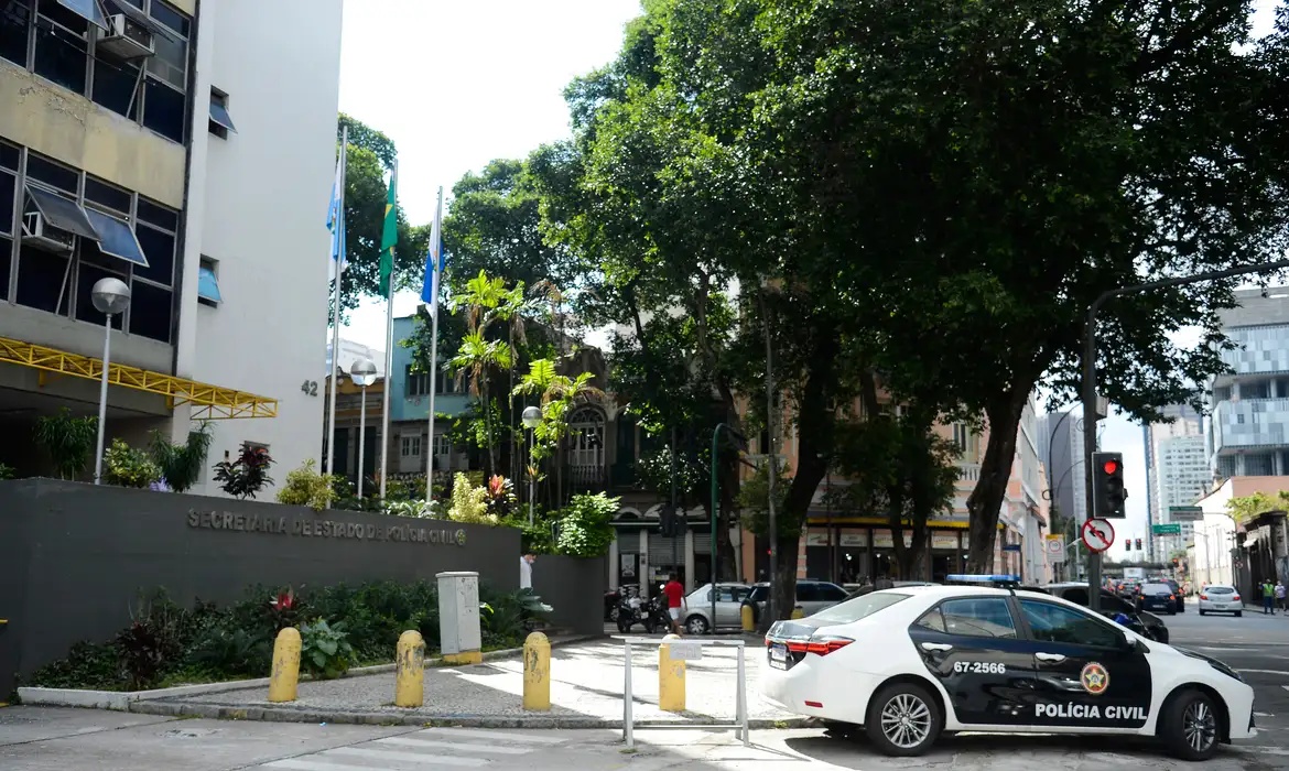 Polícia do RJ investiga no Piauí crimes de estupro e tortura pela internet