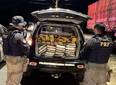 PRF apreende 210 kg de cocaína e 20 kg de skunk em operação na BR 316 em Picos