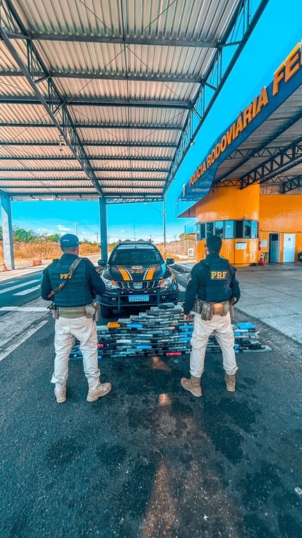 PRF apreende quase 140 kg de cocaína em ônibus no interior do Piauí