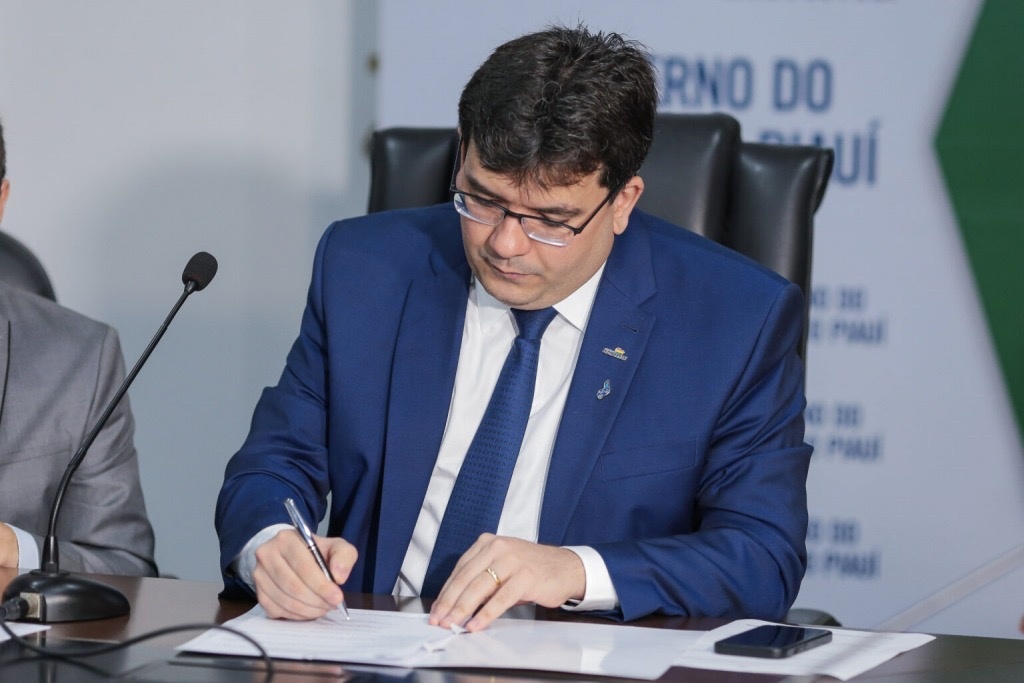 Governo sanciona leis que tratam de crimes patrimoniais e estatuto de proteção