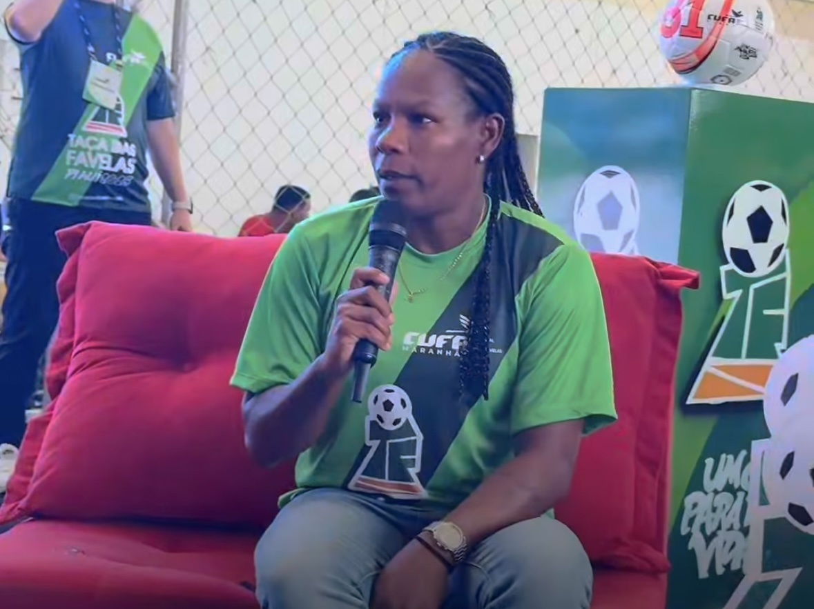 Lenda do futebol, Formiga participa de abertura oficial da Taça das Favelas