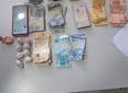 Mulher que usava carrinho de bombons para vender drogas é presa em Teresina