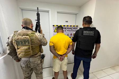 Operação da Polícia Civil e Militar fecha boca de fumo em Teresina