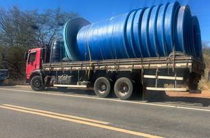 PM intercepta caminhoneiro que fugiu após acidente com feridos no Piauí (Foto: Divulgação)