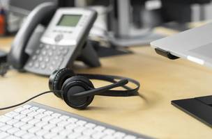 Anatel justifica fim da obrigatoriedade do uso do 0303 (Foto: Freepik)