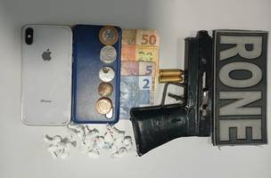 PM prende homem e apreende adolescente com drogas e arma de fogo em Teresina (Foto: Divulgação)