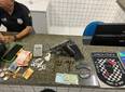 PM prende suspeito de tráfico de drogas e porte ilegal de arma em Ilha Grande