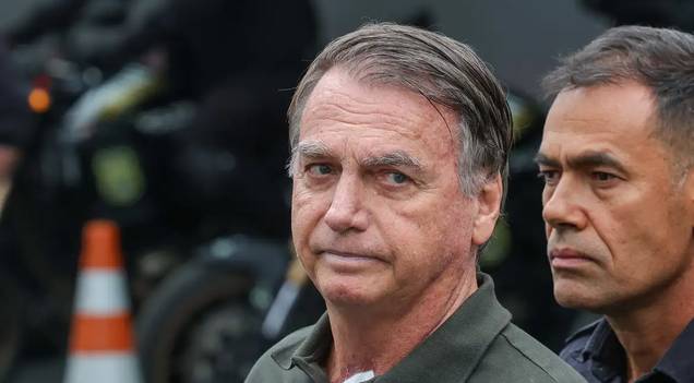 Por unanimidade, STF nega prisão domiciliar a Bolsonaro