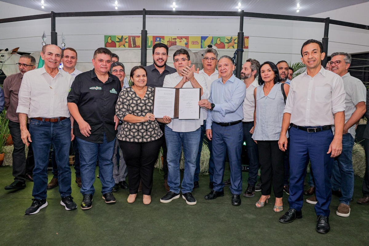 Governador anuncia incentivos para aquisição de máquinas e insumos agropecuários