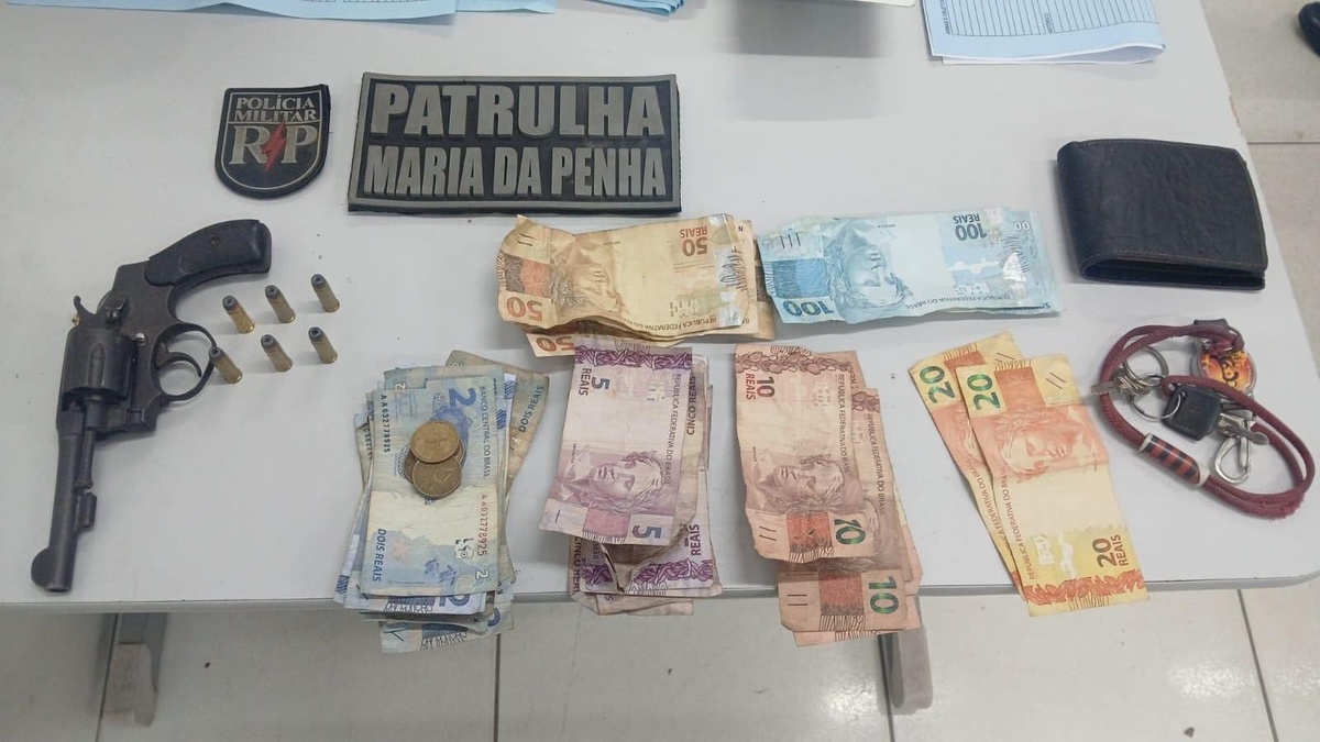 Homem é preso embriagado pilotando moto e com arma de fogo em Timon