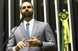 Moraes envia denúncia contra Eduardo Bolsonaro para Hugo Motta (Foto: Marcelo Camargo/Agência Brasil)