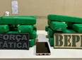 Mulher é presa com tabletes de maconha em rodoviária no Piauí
