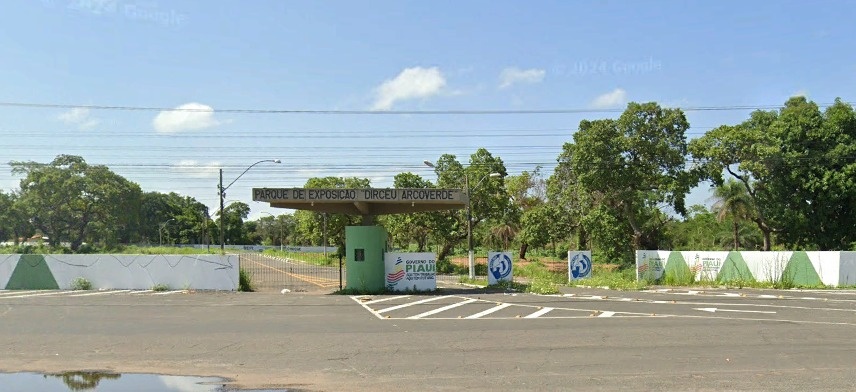 Parque de Exposições Dirceu Arcoverde