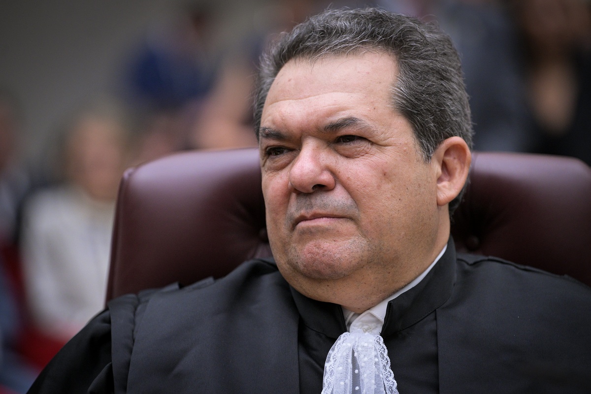 Piauiense Carlos Brandão toma posse como ministro do STJ