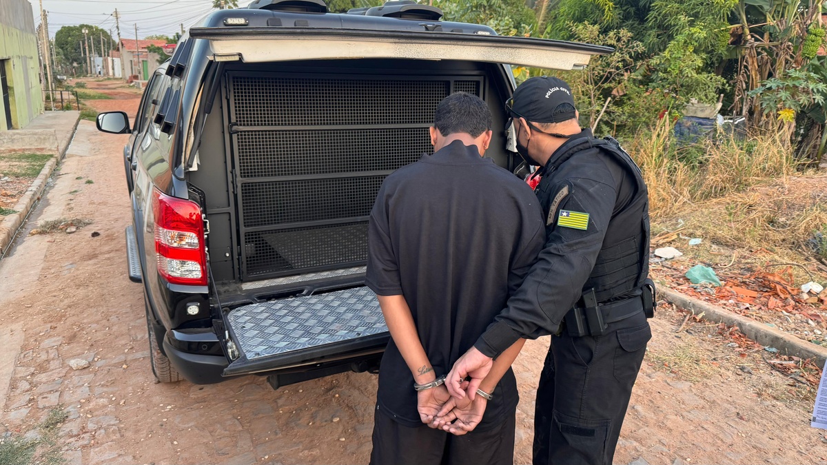Polícia deflagra operação contra quadrilha especializada em roubo de veículos
