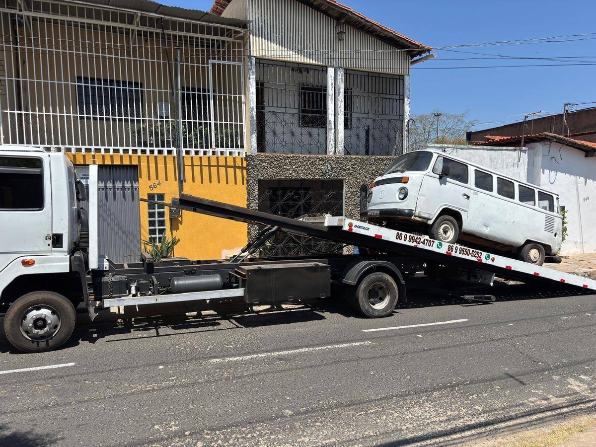 Strans remove veículos abandonados através da Operação Trânsito Limpo