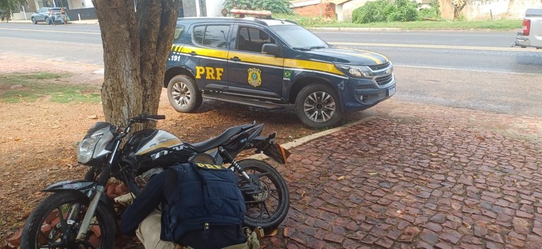 No último fim de semana, PRF prende dois homens e recupera motocicletas no Piauí