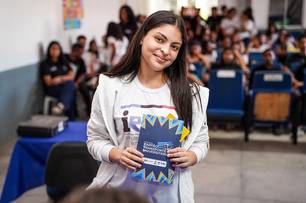 Com auxílio de R$ 800, alunos de Timon conseguem se manter na universidade