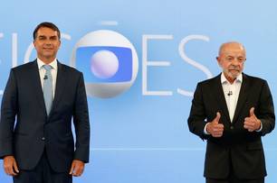 Lula rebate Flávio por fala sobre nove dedos e senador se desculpa em debate