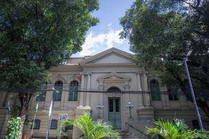 Prefeito anuncia contratação definitiva de empresas de limpeza pública