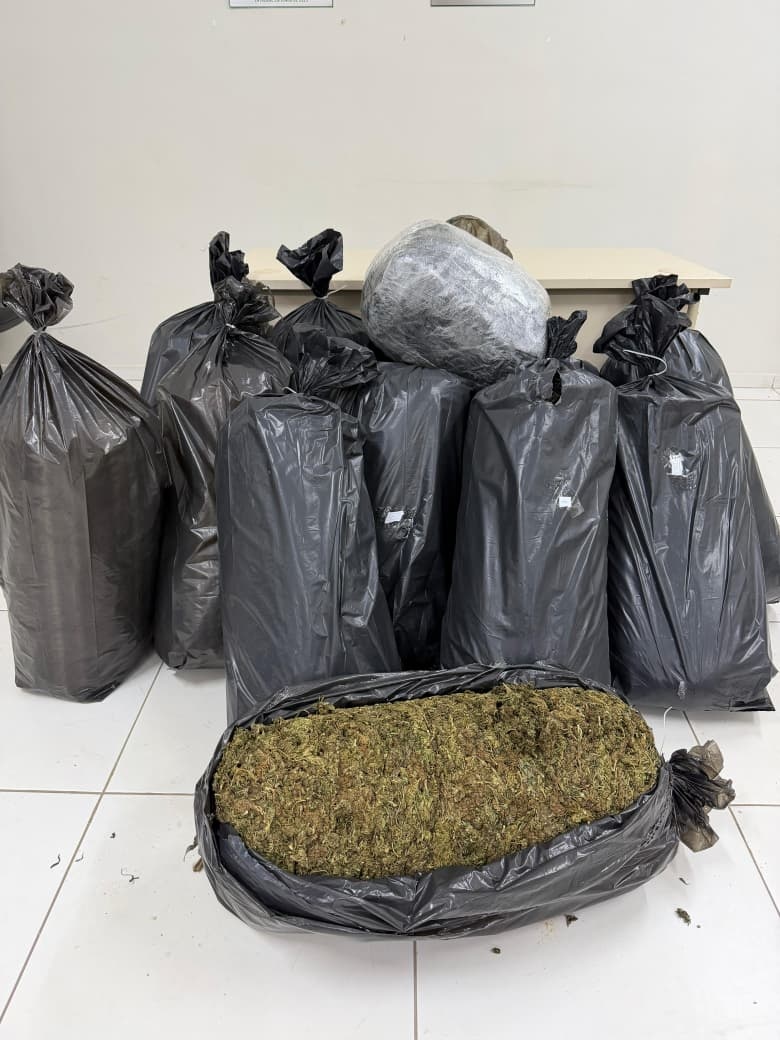 PM apreende 121 quilos de maconha em sacos plásticos e prende suspeito no Piauí