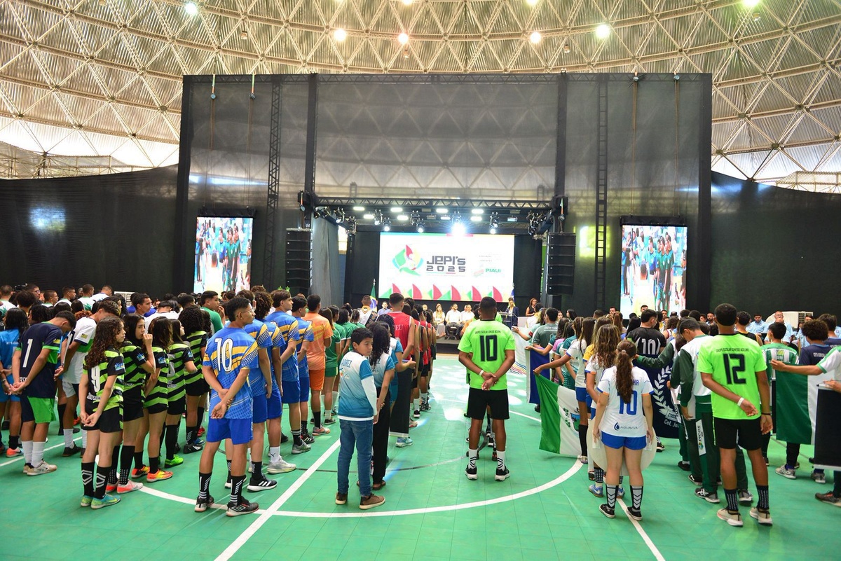 Prefeitos dos 224 municípios piauienses já podem aderir aos Jogos Escolares 2026