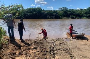 Corpo de homem não identificado é encontrado nas águas do rio Poti em Teresina (Foto: Divulgação)
