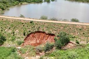 Defesa Civil emite alerta para que famílias deixem casas perto de barragem no PI (Foto: Divulgação)