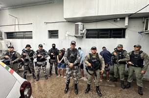 Na Central de Flagrantes, a autoridade policial tipificou o caso como roubo triplamente majorado (Foto: Divulgação)