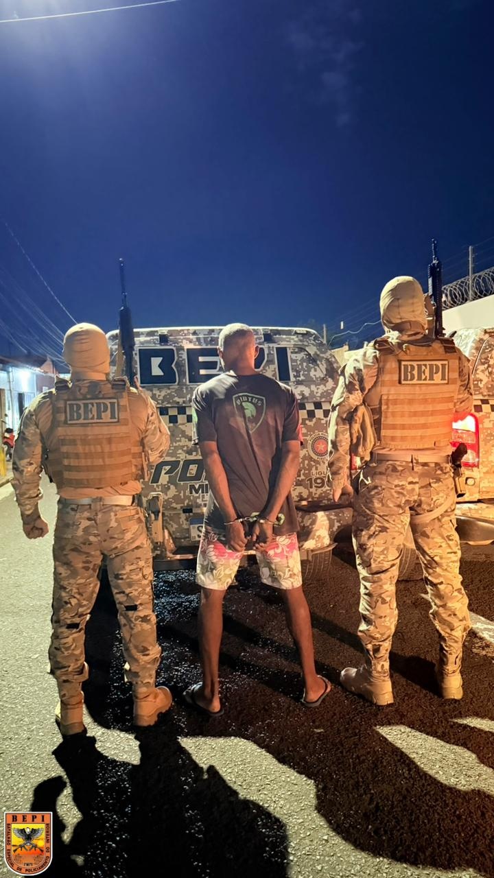 PM apreende grande quantidade de crack e maconha e prende suspeito em Teresina