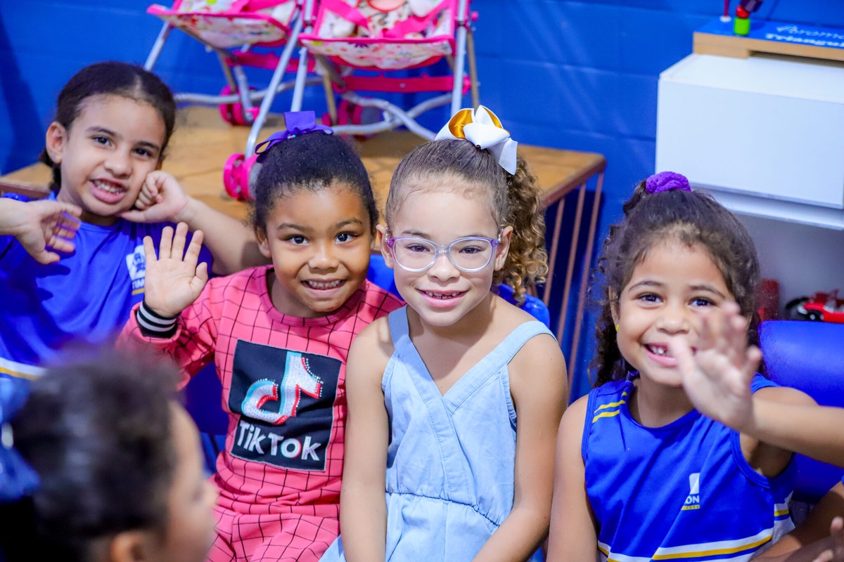 Prefeitura de Timon leva ações de saúde e educação a escolas da zona rural