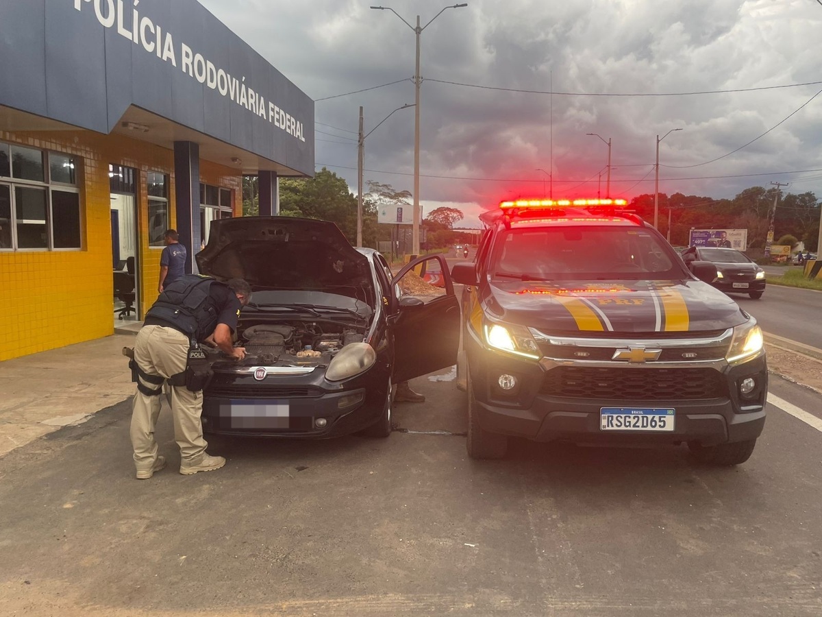 PRF prende foragido da Justiça e recupera veículo roubado em Teresina