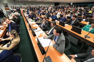 CCJ da Câmara retoma análise do fim da escala 6x1 nesta quarta (Foto: Lula Marques/Agência Brasil)