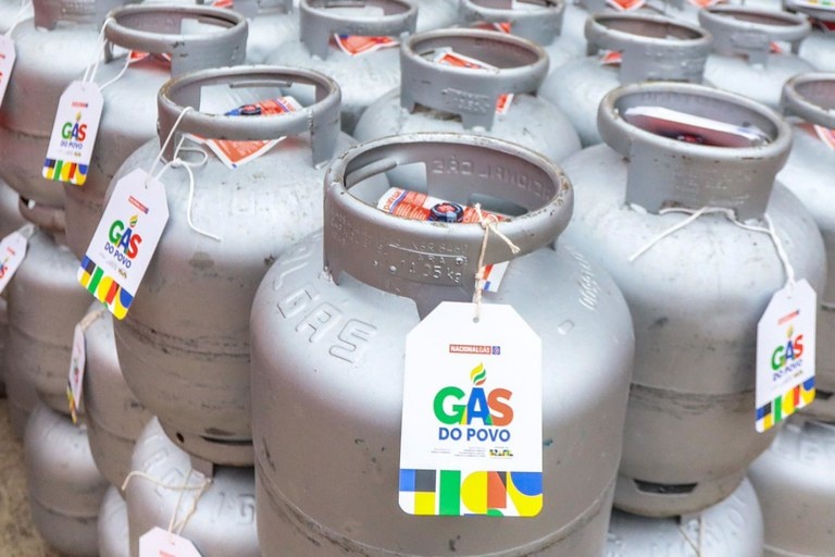 Gás do Povo: Governo reajusta valor do benefício e Sasc alerta para golpes