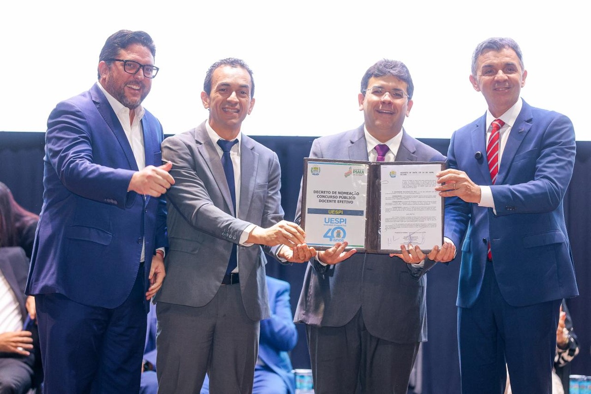 Governador Rafael Fonteles nomeia 47 novos professores efetivos para a UESPI