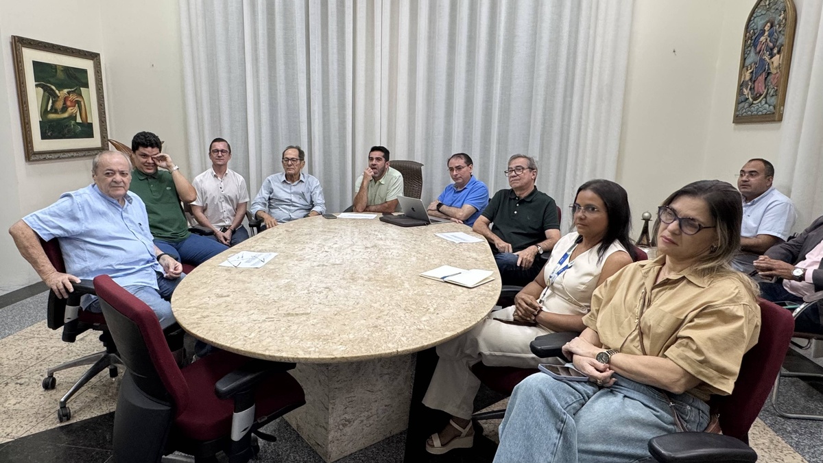 Prefeitura de Teresina anuncia Programa Municipal de Asfaltamento para 2026