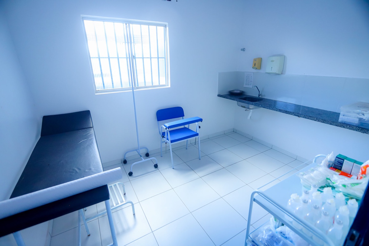 Prefeitura de Timon entrega UBS reformada no Parque Alvorada II